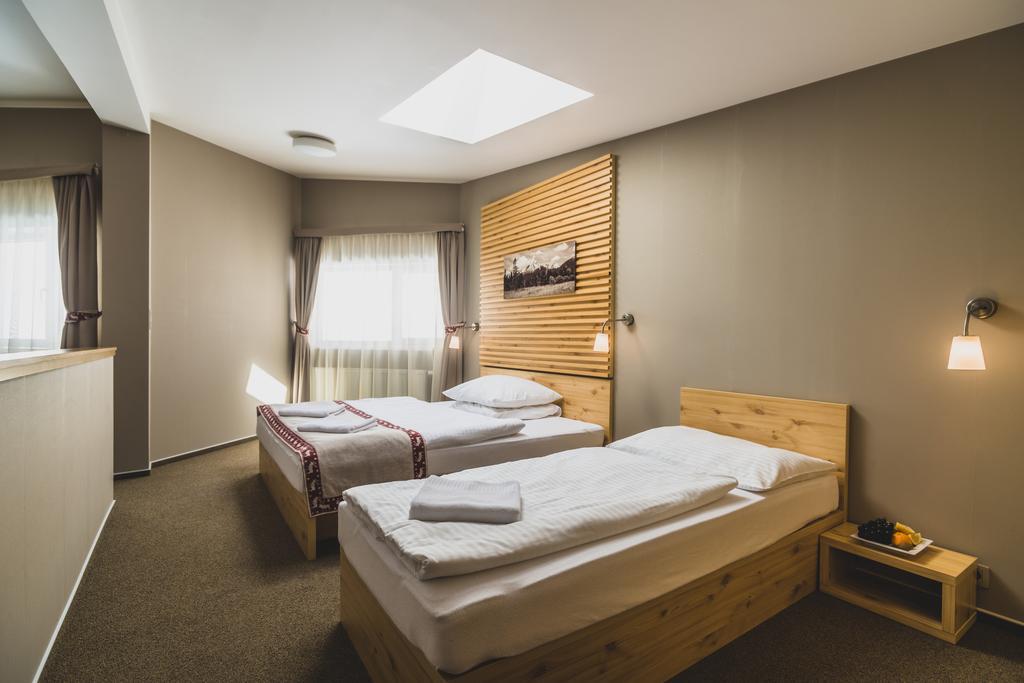 Horsky Hotel Sliezsky Dom Високи Татри Екстериор снимка